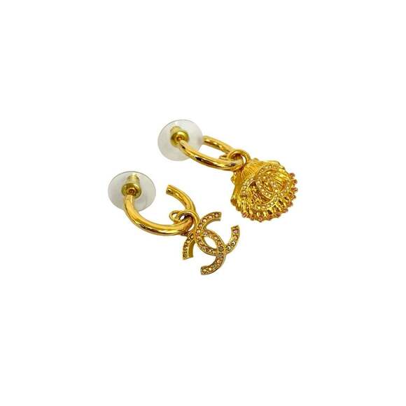 CHANEL Authentic Gold Logo Earrings - Picture 4 of 5